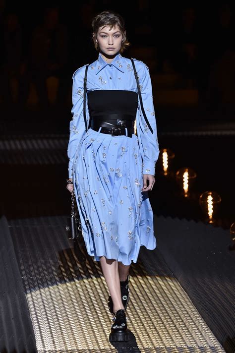 prada 2019 show